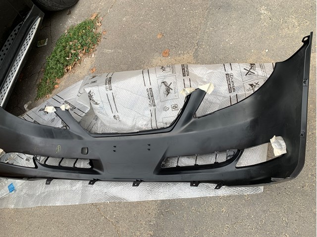 5211950890 Toyota Бампер передній в зборі