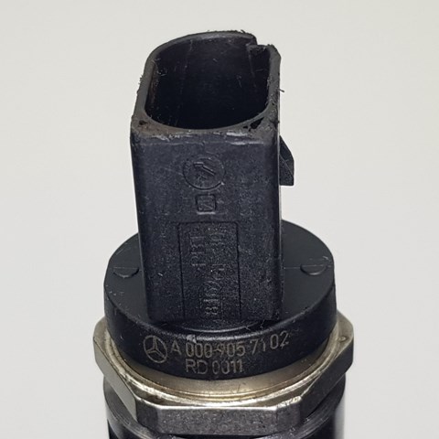 Розподільник палива A6540700195 Mercedes