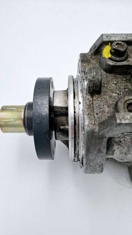 Насос паливний високого тиску Bosch 470504033 ціна, від 332.21 USD