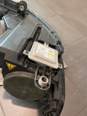  VAG 3C8941033H ціна, від 550.72 USD