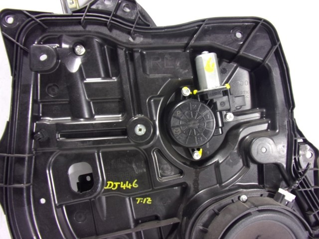 CM012040 Mazda 