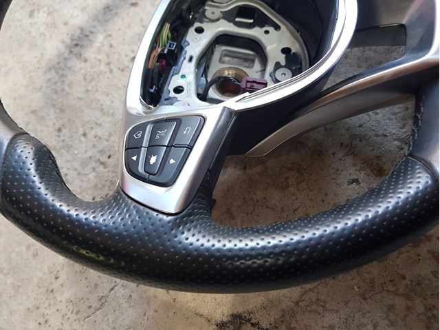 A0004603803 Mercedes Рульове колесо