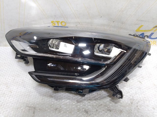 Фара Renault (RVI) 260602075R
