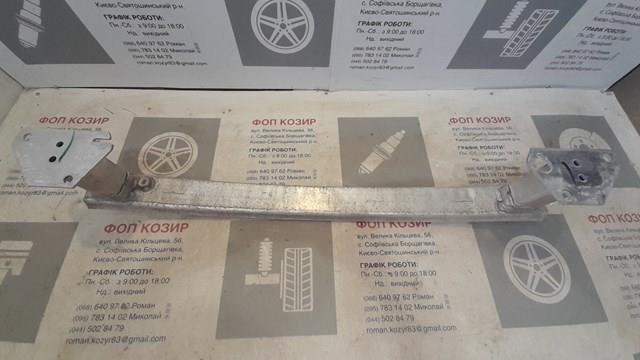 9801174980 Peugeot/Citroen Шина бампера заднього