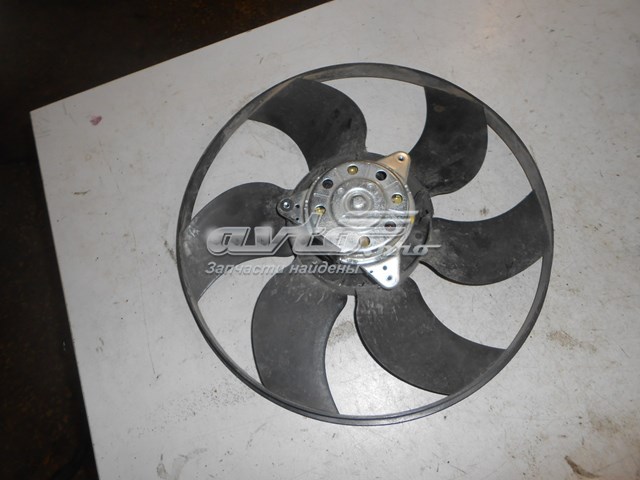 214817807R Renault (RVI) Електровентилятор радіатора