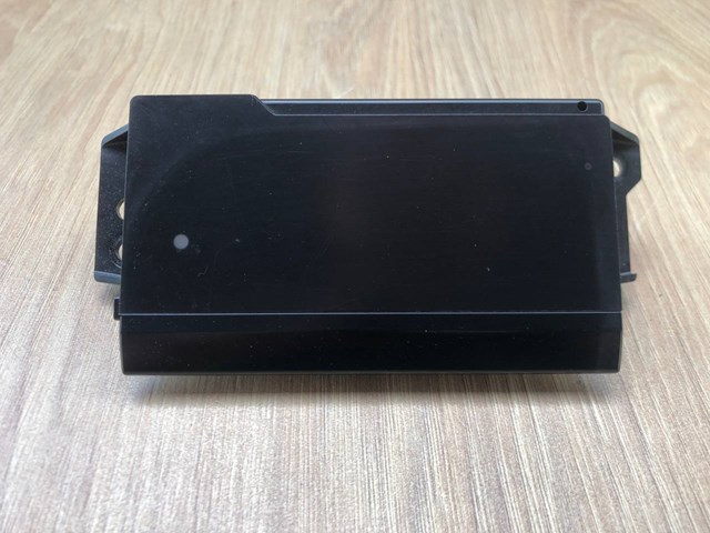 LR042100 Land Rover 