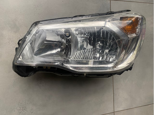 Фара ліва 84001SG031 Subaru