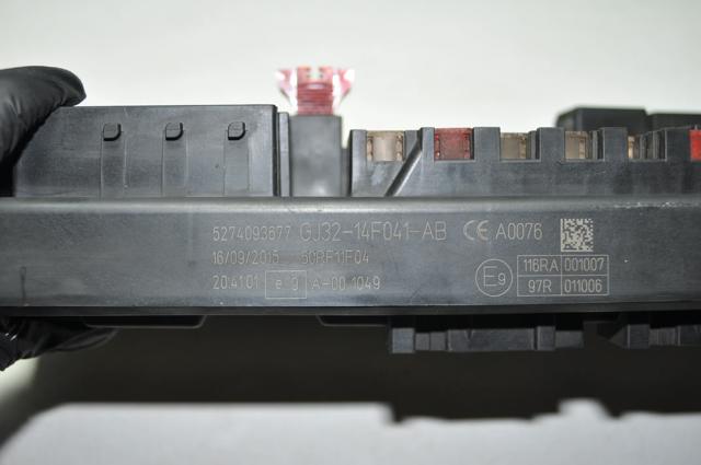  Land Rover LR070837 ціна, від 151.93 USD