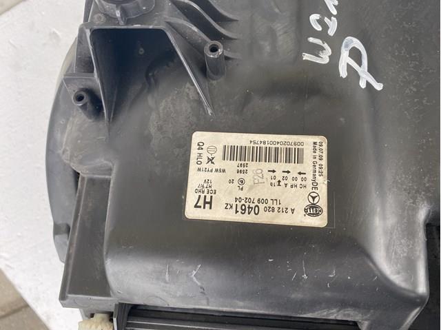 Фара передня права Mercedes A2128200461 ціна, від 579.85 USD