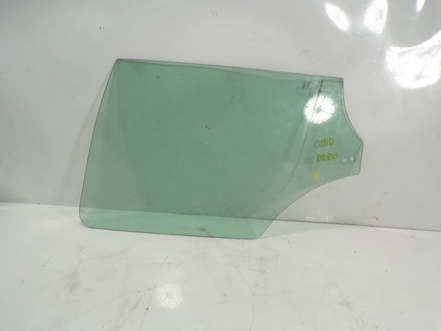 GS2818D302 XYG Скло передніх дверей, правих