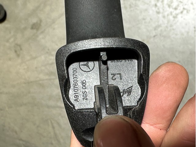 Купити A9107603700 Mercedes 