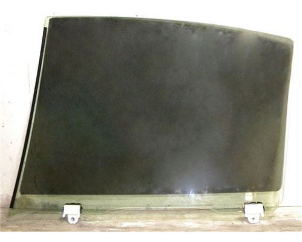 Скло передньої правої двері XYG GS3310D302 ціна, від 24.10 USD