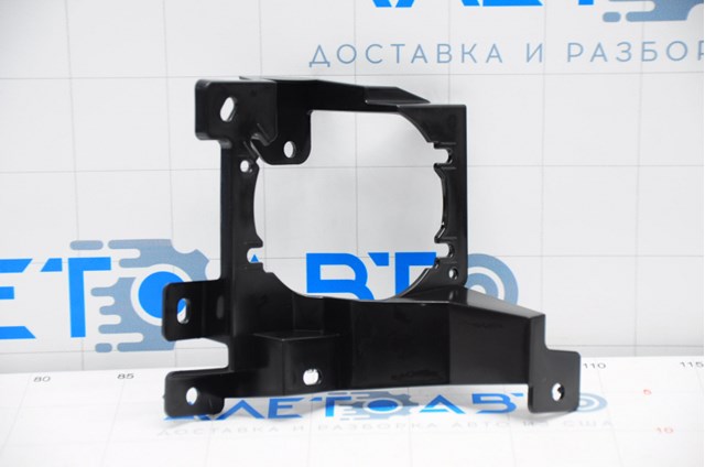 Кронштейн кріплення протитуманною фари, правої 269105NA0A Nissan/Infiniti