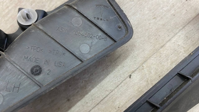  106460200B Tesla