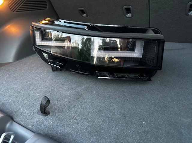 92102GI000 Hyundai/Kia Основна фара - вставка