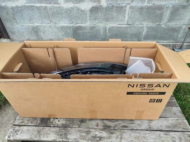 Основна фара - вставка Nissan/Infiniti 260106UN0C