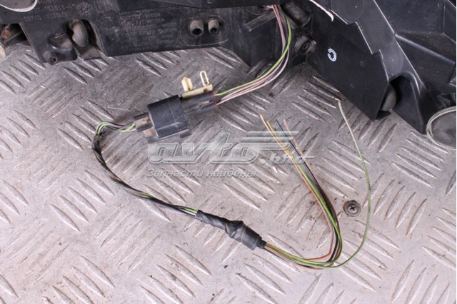 Купити C2Z25152 Jaguar Лівий стоп