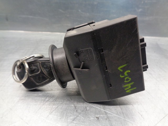 Купити A2115451008 Mercedes 