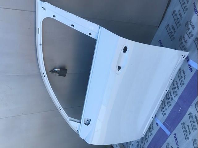 Водійські двері Audi Q3 