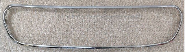 Накладка (рамка) решітки радіатора Signeda PBZ07184FA ціна, від 33.46 USD