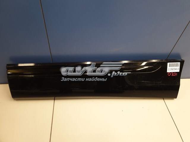 Купити 4M8853969BGRU VAG Накладка задньої лівої двері
