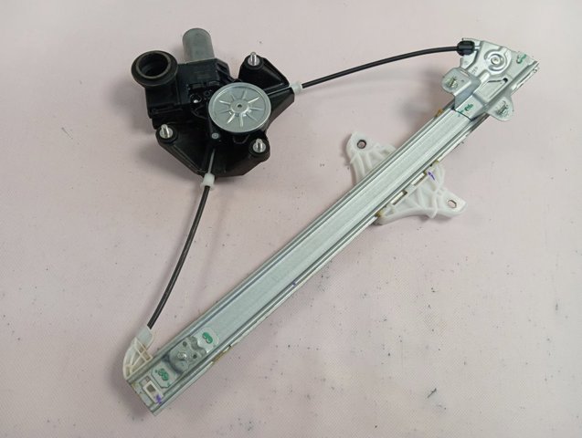 Купити 857100D540 Toyota Двигун склопідіймача двері передньої, правої