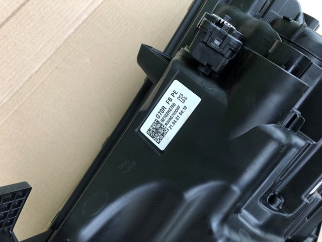 Купити 92102H0700 Hyundai/Kia Права блок фара