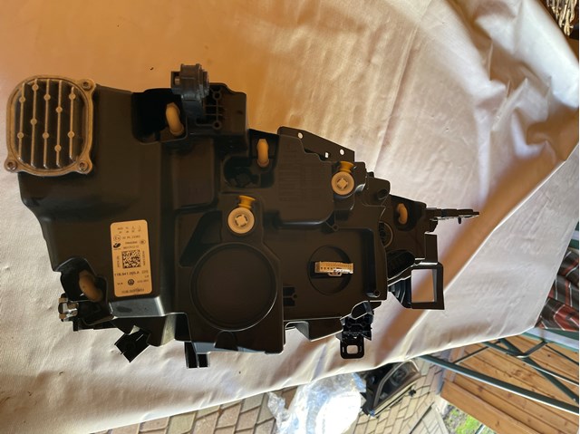 Фари VAG 11B941005A ціна, від 126.67 USD