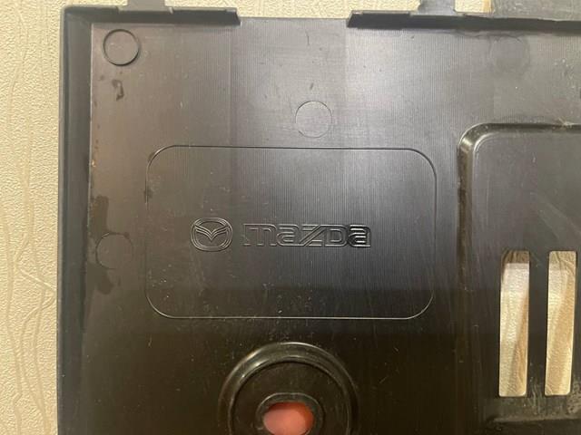 Захист замку капота Mazda TK4856381