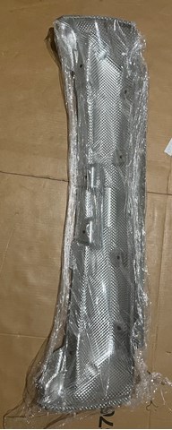 Кришка випускного колектора LR048276 Land Rover