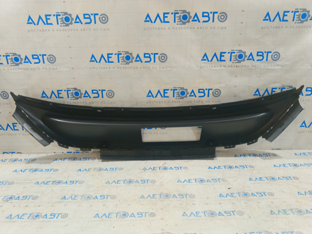 Накладка бампера заднього, центральна VAG 11A8074829B9 ціна, від 243.34 USD