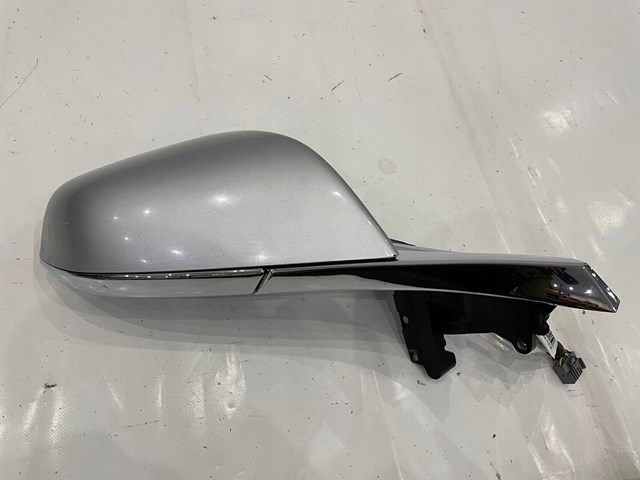 104132200G Tesla 