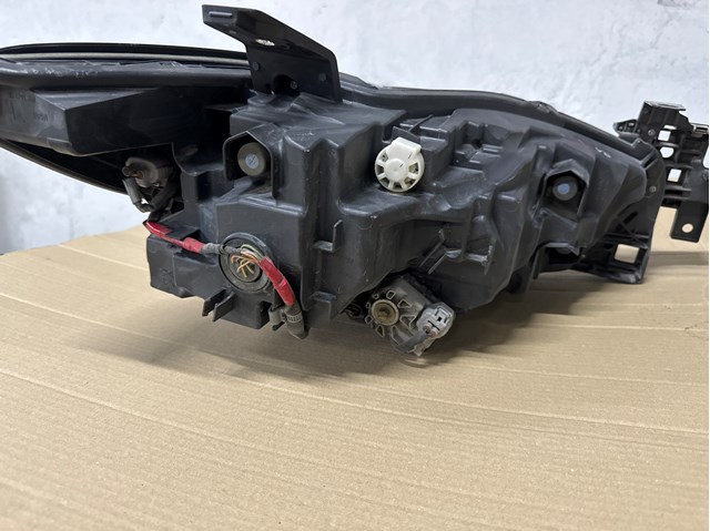 Фари Mazda GRF551040 ціна, від 192.66 USD