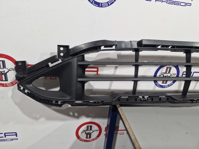 622546RR0A Nissan/Infiniti Решітка переднього бампера, центральна