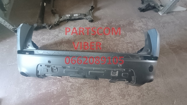 Задній бампер LR122953 Land Rover
