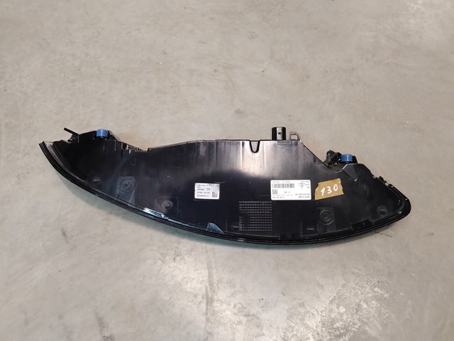 992945208E Porsche 