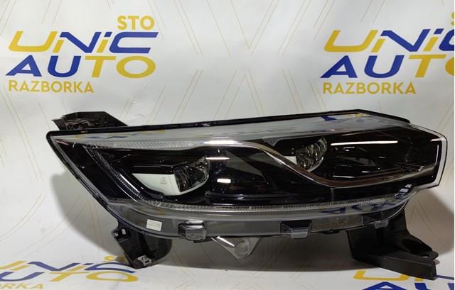 Фара права 260106403R Renault (RVI)