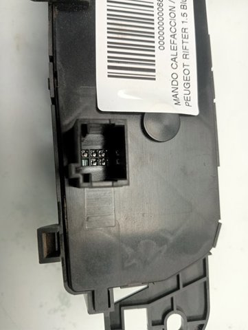 Блок керування мультимедійний Peugeot/Citroen 98340409ZD ціна, від 63.35 USD