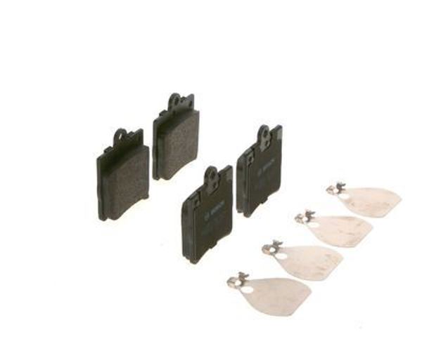 Задні гальмівні колодки Bosch 986494016 ціна, від 13.04 USD