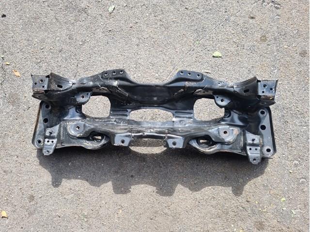 20101FL00B Subaru Передня балка