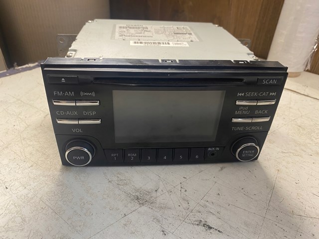 Купити 281853NF0B Nissan/Infiniti Магнітола