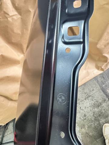 Купити 41355A5BFF1 BMW Крило переднє ліве