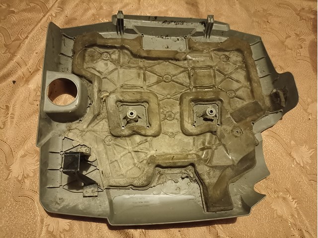 1120950230 Toyota Екран двигуна