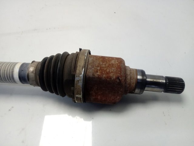 Купити 9816028680 Peugeot/Citroen Піввісь права