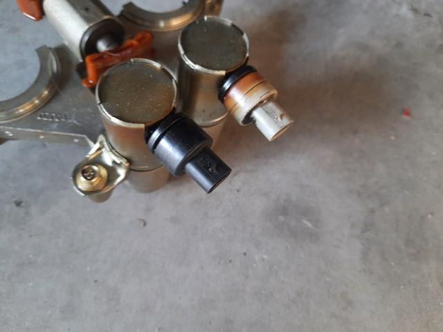 AT4E6B297 Ford 