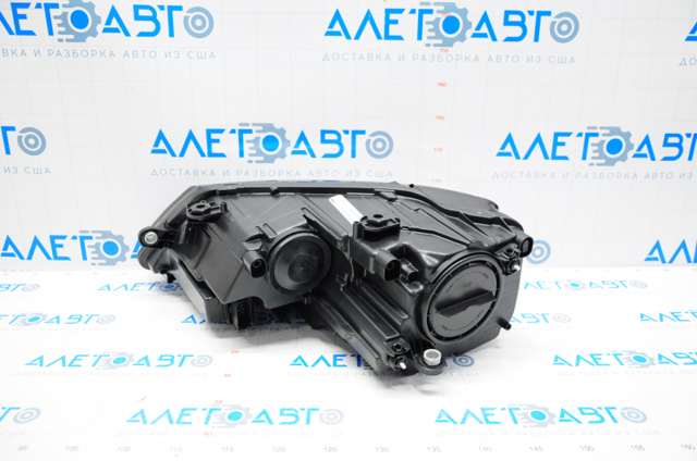 Купити 20C561001N TYC Права блок фара