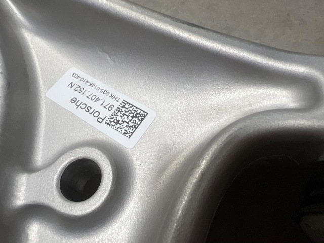 PAE407152 Porsche 