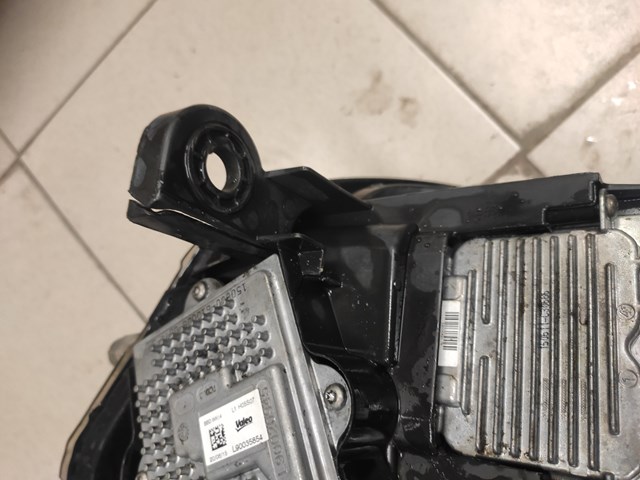 Фари Chrysler 68144709AE ціна, від 331.76 USD