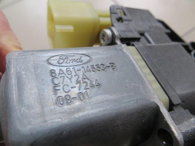  Ford 8A6114553B ціна, від 8.80 USD