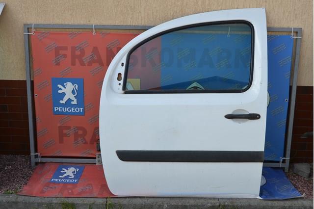  Двері передні ліві Renault Kangoo 2